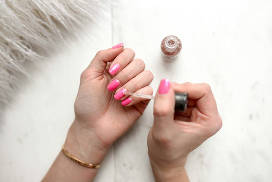 I-Tip extensions for buns and updos placement BLONC